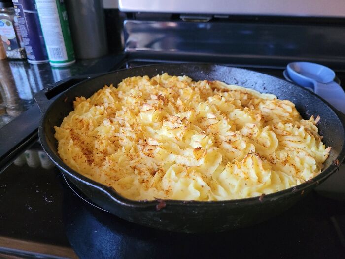 Made A Beautiful Shepherds Pie, Except The Red Wine Reacted With The Cast Iron. I Know Better!