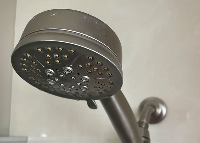 “Electrical Bill Dropped By Half”: People Share 35 Home Upgrades That Were Worth Every Penny