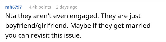 Woman Holds Her Parents To Their Own Standards After They Won’t Let Her Share A Bed With Fiancé Woman Holds Her Parents To Their Own Standards After They Won’t Let Her Share A Bed With Fiancé