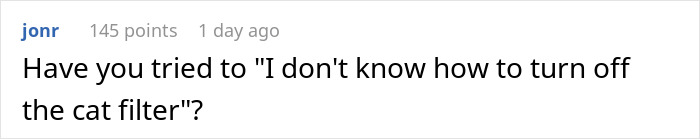 Boss Asks For Cameras To Be On And Full Engagement During Online Meets, One Worker &ldquo;Delivers&rdquo;