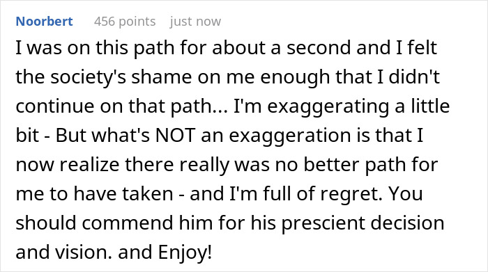 40 Y.O. Has Multiple Degrees After Being In University For 20 Years, His Wife Asks If It&rsquo;s A Red Flag