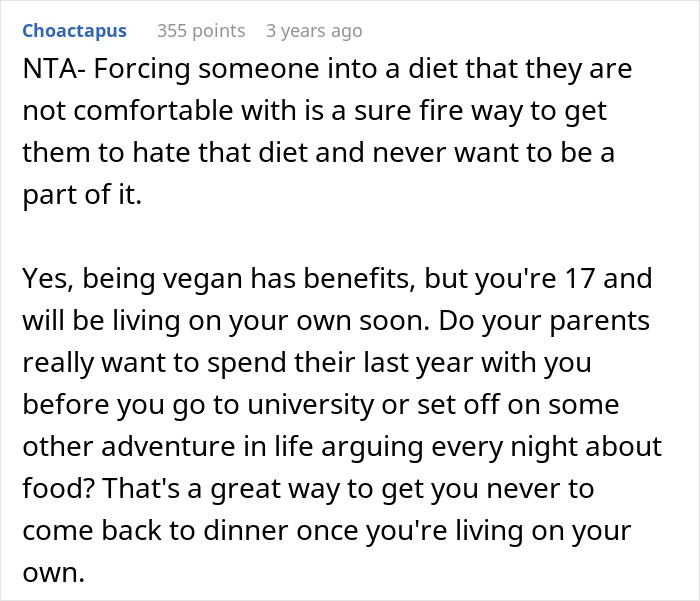 Guy Refuses To Go Vegan As Entire Family Does, Gets Hate For It Guy Refuses To Go Vegan As Entire Family Does, Gets Hate For It