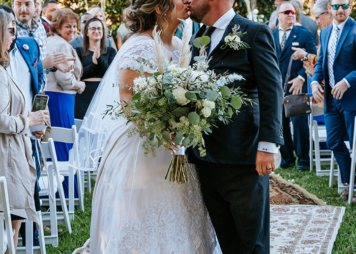 Dad Wants Son To Throw A Wedding For Under $10k Like He Did In The &lsquo;80s, Gets Brought Back To 2023