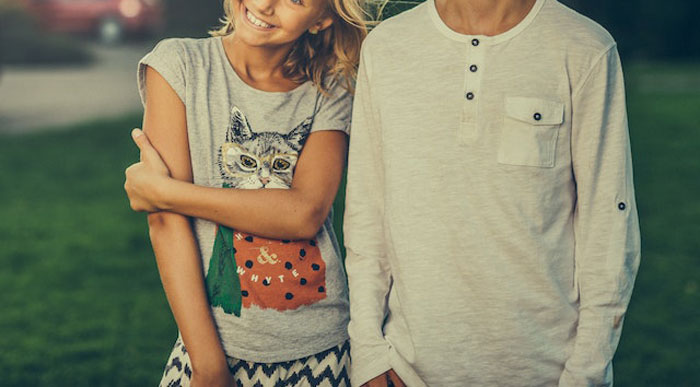 Woman Holds Her Parents To Their Own Standards After They Won’t Let Her Share A Bed With Fiancé Woman Holds Her Parents To Their Own Standards After They Won’t Let Her Share A Bed With Fiancé