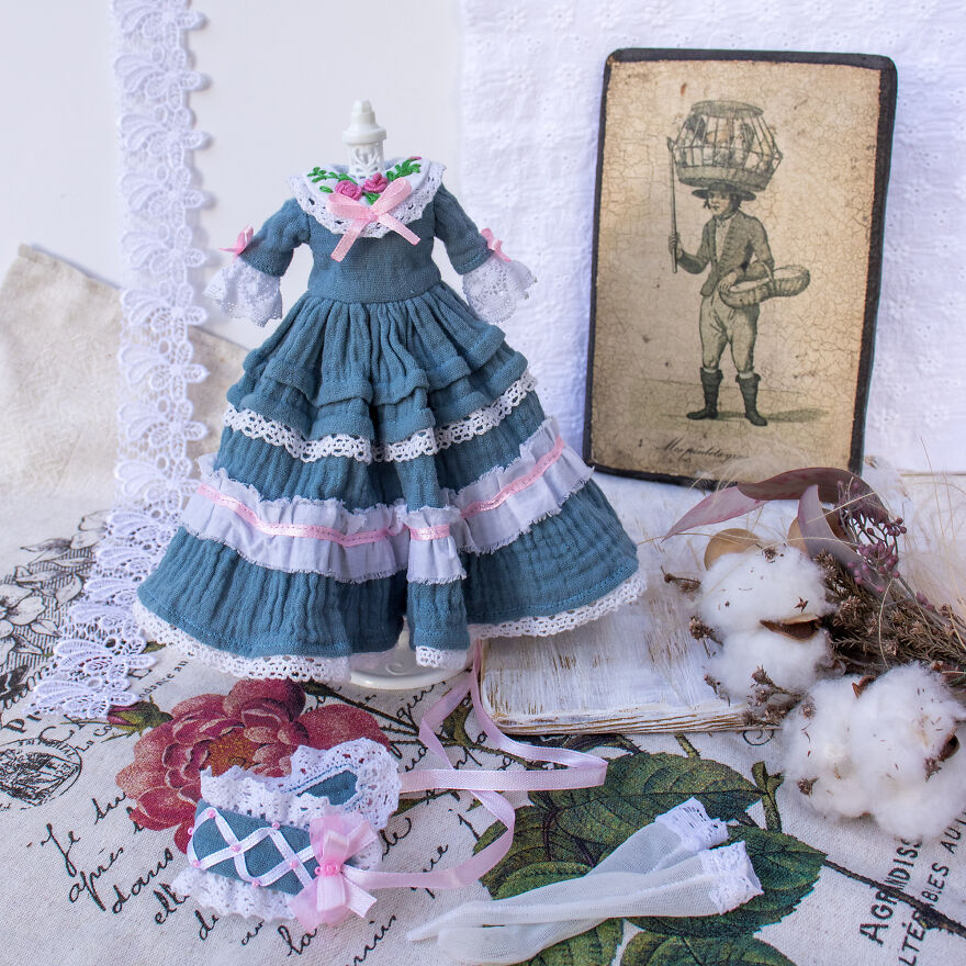 Here Are Some Of My Hand Made Dresses For Dolls (5 Pics)
