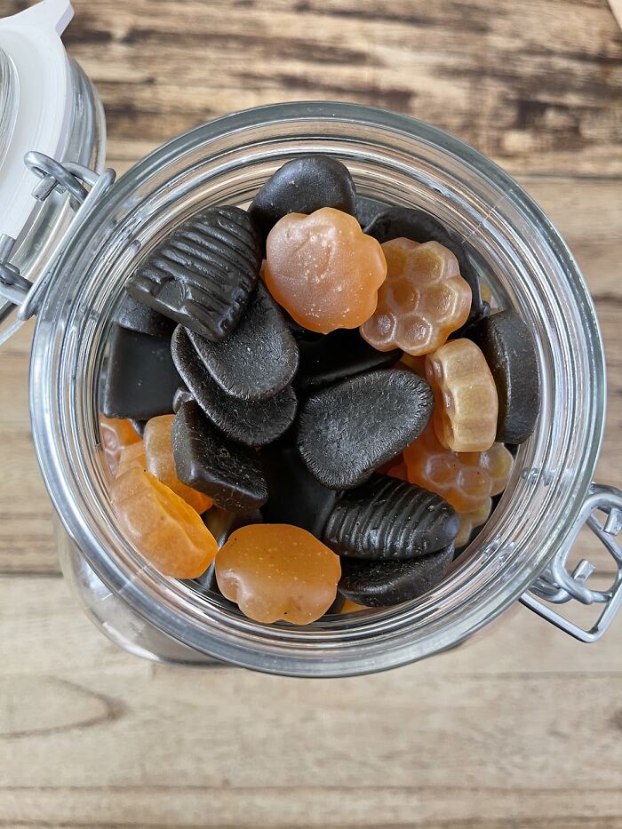 This Viral Thread Has Locals Pointing Out The Worst Foods In Their Country (30 Answers)