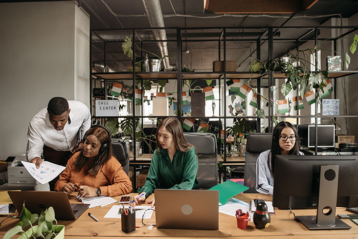 Worker Realizes How Lowly They’re Regarded After Getting Humiliated Over A Better Office Desk Worker Realizes How Lowly They’re Regarded After Getting Humiliated Over A Better Office Desk