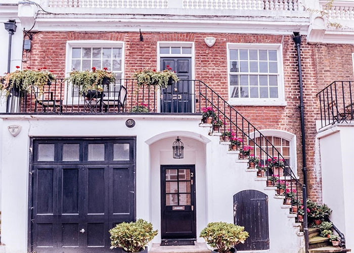 Europeans Call Out 50 "Hard Truths" That They Think Americans Are Not Yet Ready To Hear