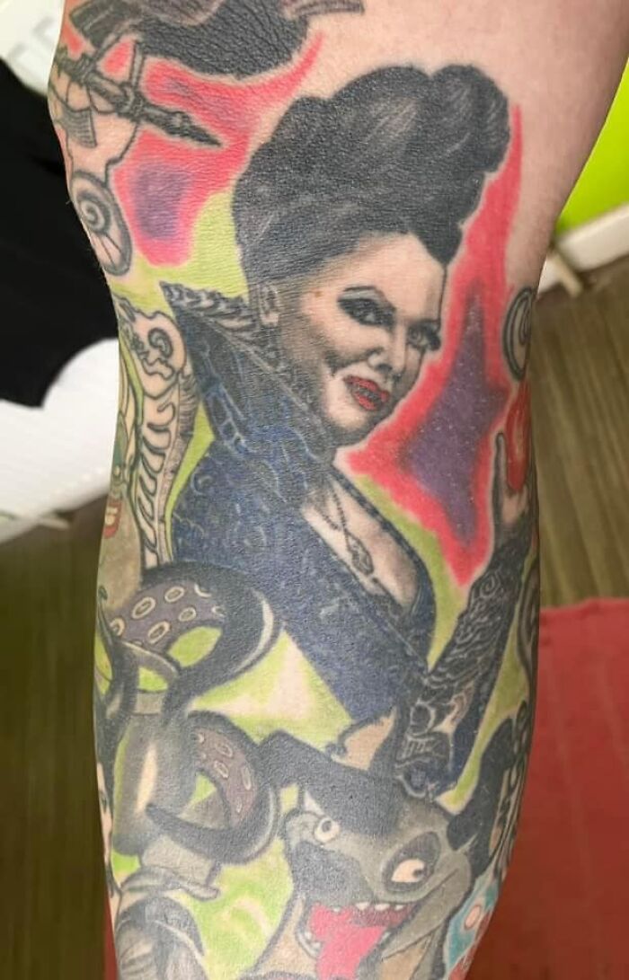 This Is Atrocious 🥴😂 It’s Supposed To Be The Evil Queen From Once Upon A Time 😬 😅