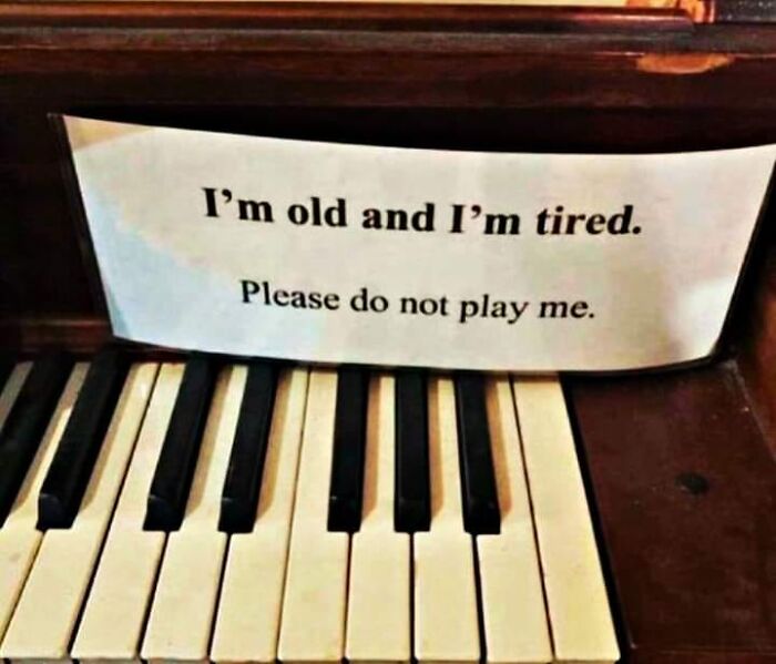 Hilarious-Useless-Unsuccessful-Unpopular-Signage