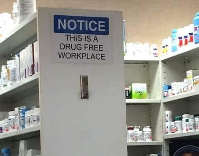 Hilarious-Useless-Unsuccessful-Unpopular-Signage