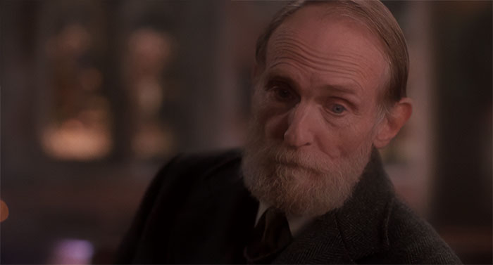 Marley looking from Home Alone