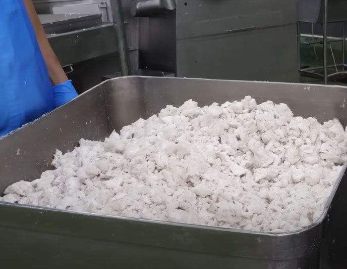 After Video From Crab Stick Factory Goes Viral, People Refuse To Eat Them Ever Again After Video From Crab Stick Factory Goes Viral, People Refuse To Eat Them Ever Again