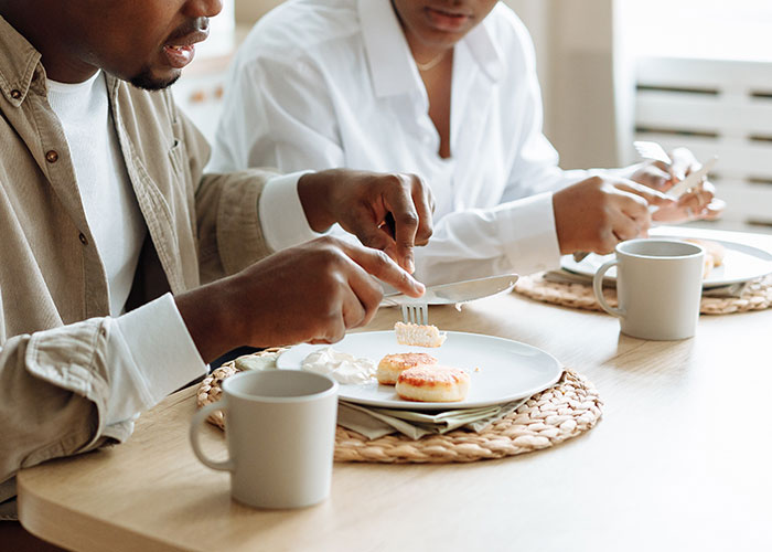 Man Starts &ldquo;Pregaming&rdquo; Wife&rsquo;s Homemade Dinner Because She Underfeeds Him, She Throws A Fit