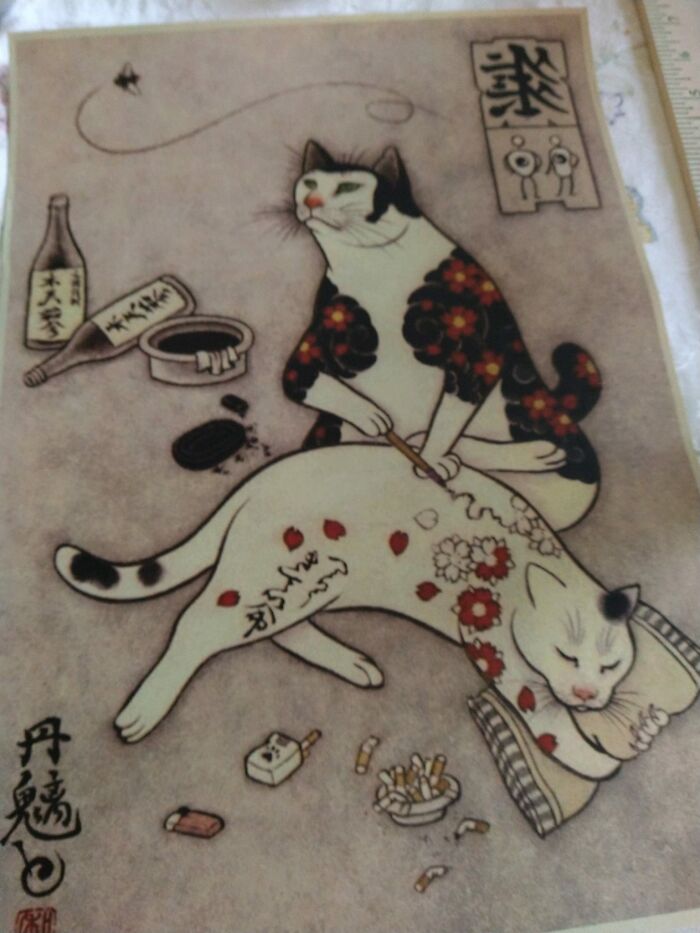 I Saw One Of These And Didn't Pick It But Found This One At A Thrift Store Called Eye Of The Beholder. If You're In Mn Check This Place Out