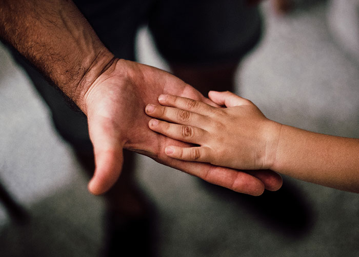 “At Night She Will Tell Me, Crying, That She Wished I Died Instead Of Mommy”: 30 Parents Tell Of The Things Their Kids Do That Absolutely Break Their Hearts