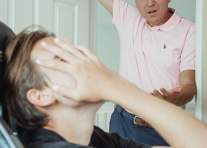 “At Night She Will Tell Me, Crying, That She Wished I Died Instead Of Mommy”: 30 Parents Tell Of The Things Their Kids Do That Absolutely Break Their Hearts