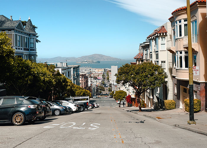 Tenant Thinks Their Stuff Was Stolen While On Vacation, Learns Their Home Was Airbnb'd By Landlord