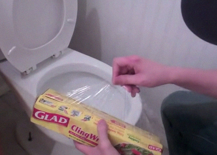 “Am I A Bad Mom?”: Dad Is Angry Wife Put Son "In Danger" After His Prank Went Wrong “Am I A Bad Mom?”: Dad Is Angry Wife Put Son "In Danger" After His Prank Went Wrong