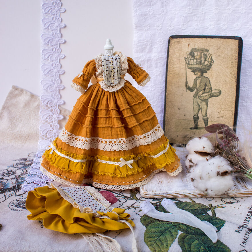 Here Are Some Of My Hand Made Dresses For Dolls (5 Pics)