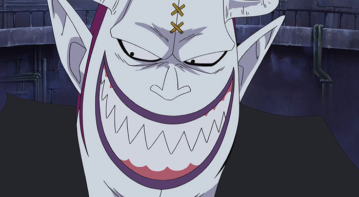 Gecko Moria wearing black shirt