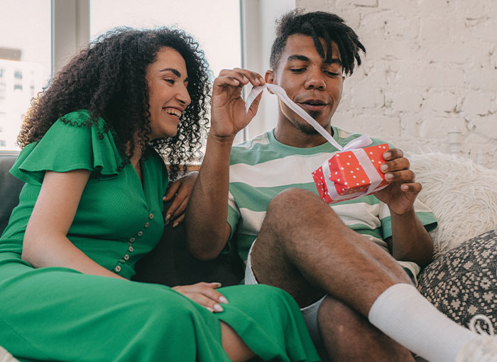 &ldquo;He Literally Screamed&rdquo;: Woman Asks The Internet If She Was In The Wrong For Getting A Male Friend An Expensive Gift