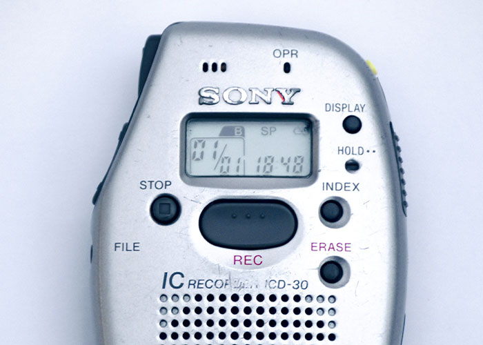 40 Disturbing, Weird Or Hilarious Finds Parents Made When Snooping In Their Kids’ Rooms