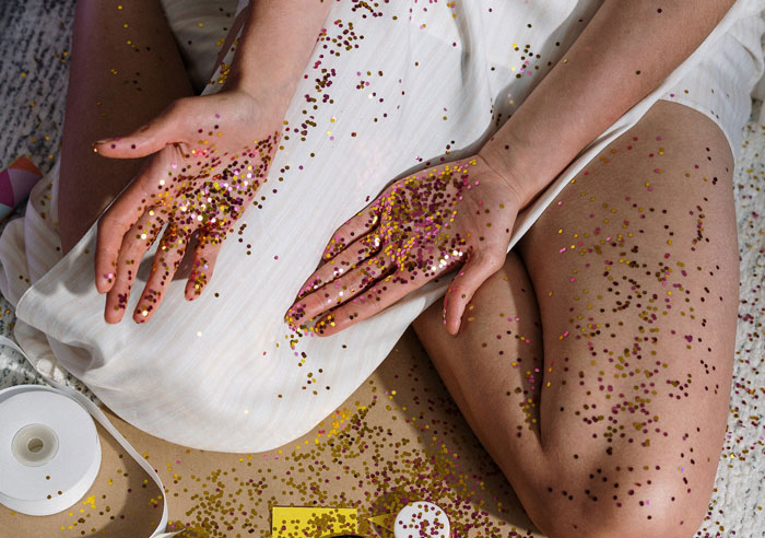 Woman Learns That Her Partner Is Not Loyal, Shares How She Covered His House In Glitter