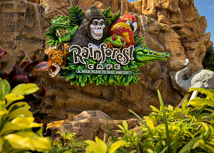 “Danger Can Sneak Up On You”: 30 Americans Share Places To Avoid At All Costs