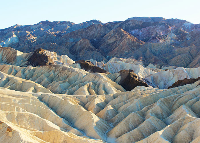 “Danger Can Sneak Up On You”: 30 Americans Share Places To Avoid At All Costs