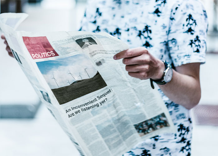 “What's Something Subtle That Instantly Gives You Bad Vibes About Someone?” (40 Answers)