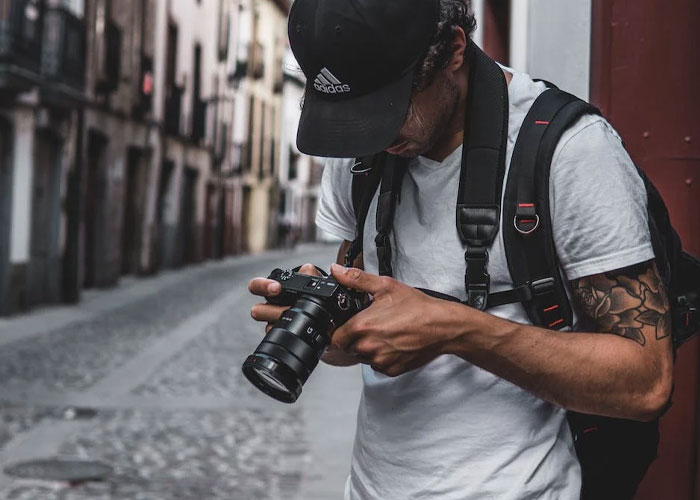 Bride Starts Dodging Payment For Wedding Photos, Regrets It When They’re Gone Forever Bride Starts Dodging Payment For Wedding Photos, Regrets It When They’re Gone Forever