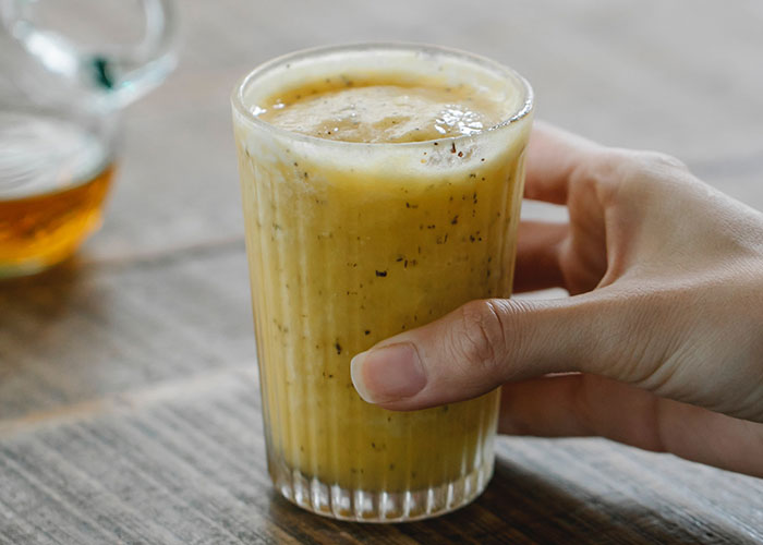 The Internet Applauds This Woman For How She Dealt With Gold-Digging Friend The Internet Applauds This Woman For How She Dealt With Gold-Digging Friend