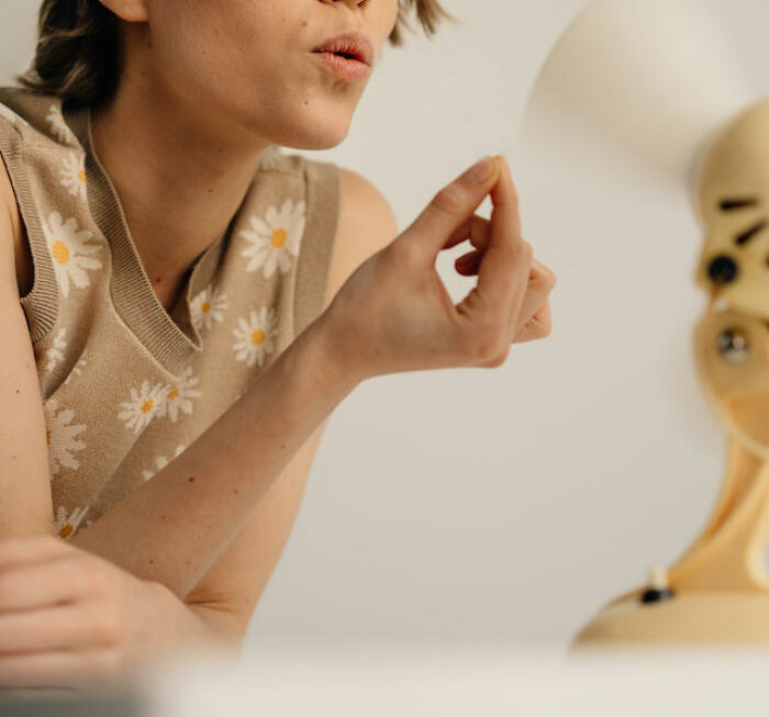 “I Throw Away Stained Tupperware”: 50 Generational Curses People Are Enjoying Breaking