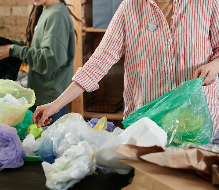 “I Throw Away Stained Tupperware”: 50 Generational Curses People Are Enjoying Breaking