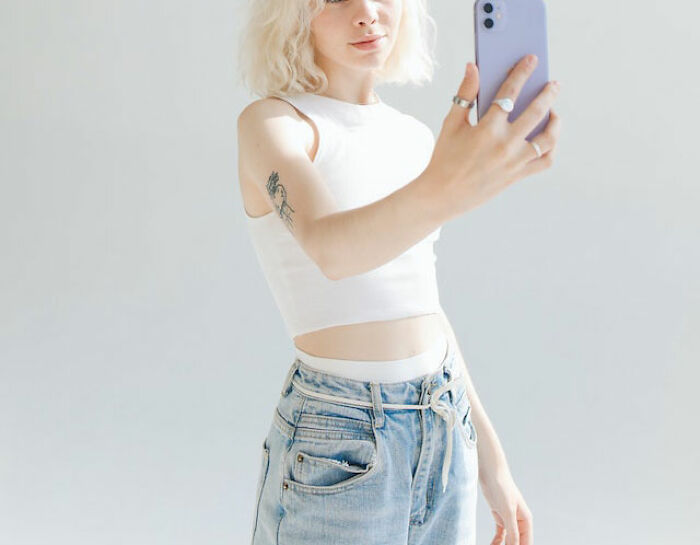 “A Little Part Inside Me Dies”: 50 Things People Judge Others For Without Even Being Sorry