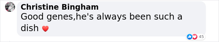 A Facebook comment praising Brad Pitt's youthful appearance at Wimbledon.