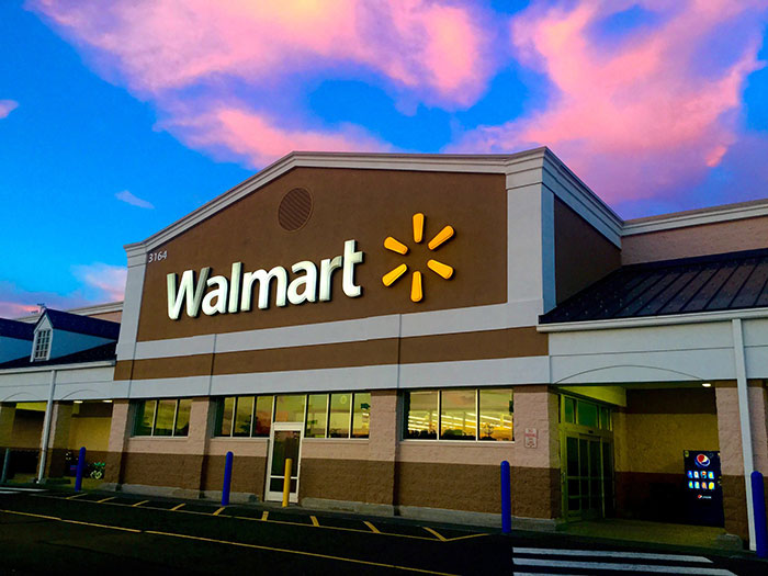 “15 Minutes”: 40 Ex-Employees Share The Quickest They Have Ever Left A Job