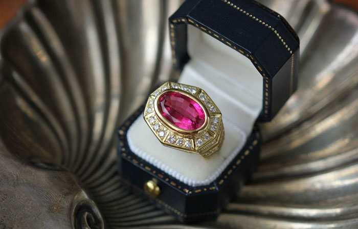 Woman Inherits Her Grandmother’s Jewelry And Refuses To Let Her SIL Have It