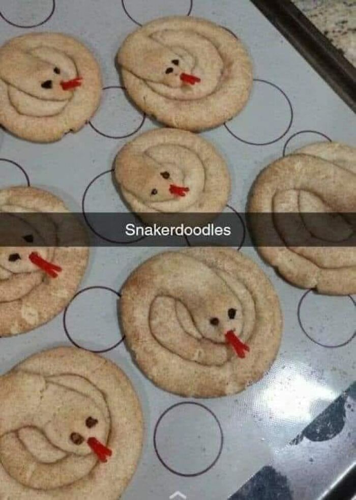 Ohh This Belongs Here I'm A Sneaky Snackkkkkkkk