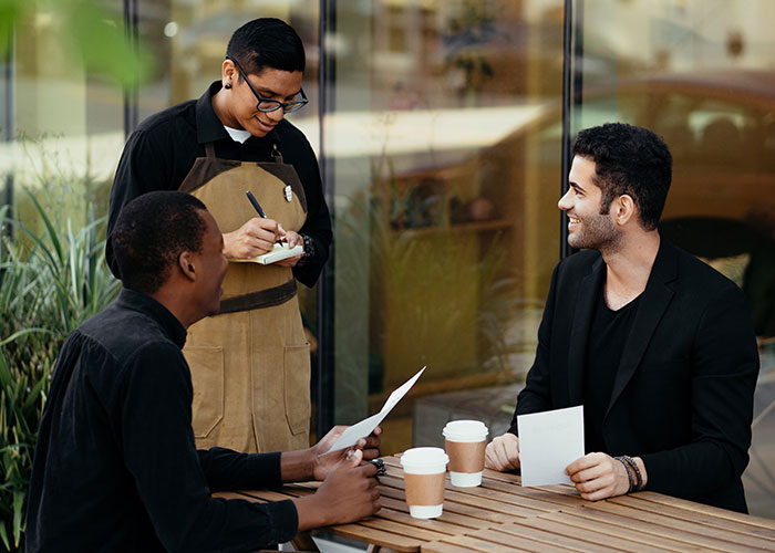 Couple Takes Back $50 Tip After The Waiter Complains It&rsquo;s Not Enough