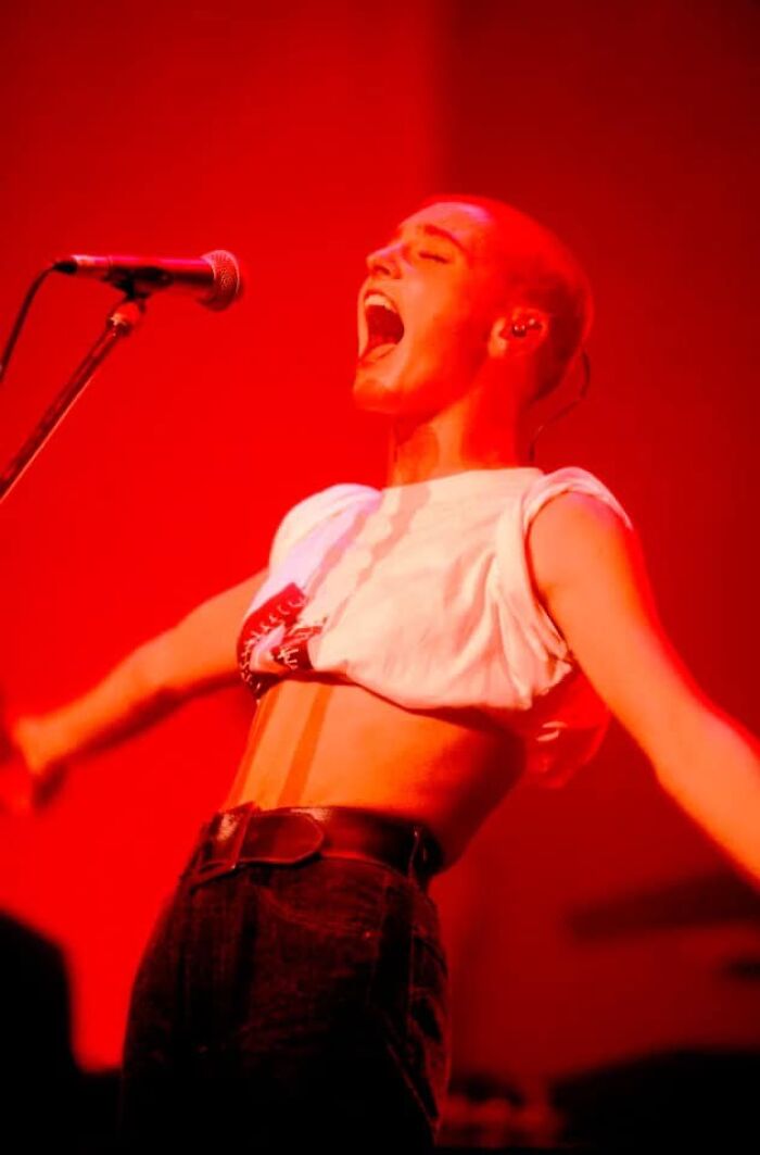 &ldquo;Fight The Real Enemy&rdquo;: Sin&eacute;ad O&rsquo;Connor Had No Regrets About Her Life-Changing &ldquo;SNL&rdquo; Incident