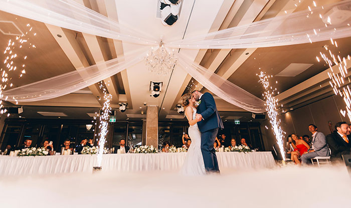 Arrogant Bride Slams Brother For Being Unwilling To Contribute $26K For Her ‘Dream Wedding’