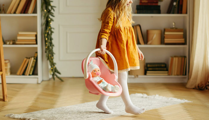 Bio Dad Thinks He Can Humiliate Daughter’s Stepdad At BBQ, Gets Red Hot With Embarrassment Himself