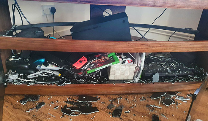 I Was Having A Nice Relaxing Chat With My Girlfriend Before She Went To Work, Then Boom