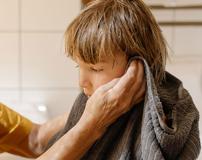 "Knock Before Entering": 29 Men Give Moms Advice On Raising A Boy