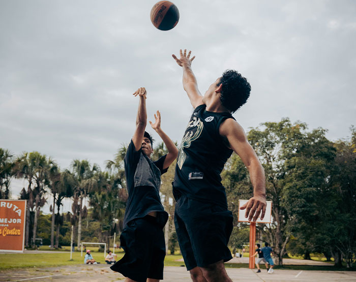 "Knock Before Entering": 29 Men Give Moms Advice On Raising A Boy