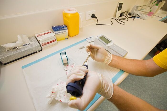 20 Personas que invirtieron muchas horas en algo que terminó siendo inútil o irrelevante