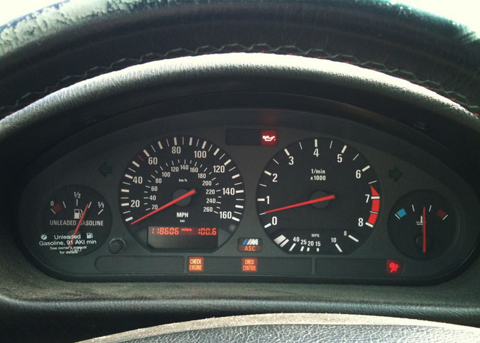 Mechanic Tries To Scam Young Woman, Realizes He&rsquo;s Messed With The Wrong Person