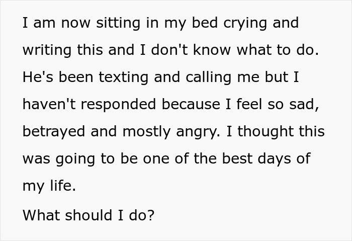 Guy 'Pranks' His GF Of 5 Years With A Fake Proposal, Cries When She Dumps Him Guy 'Pranks' His GF Of 5 Years With A Fake Proposal, Cries When She Dumps Him